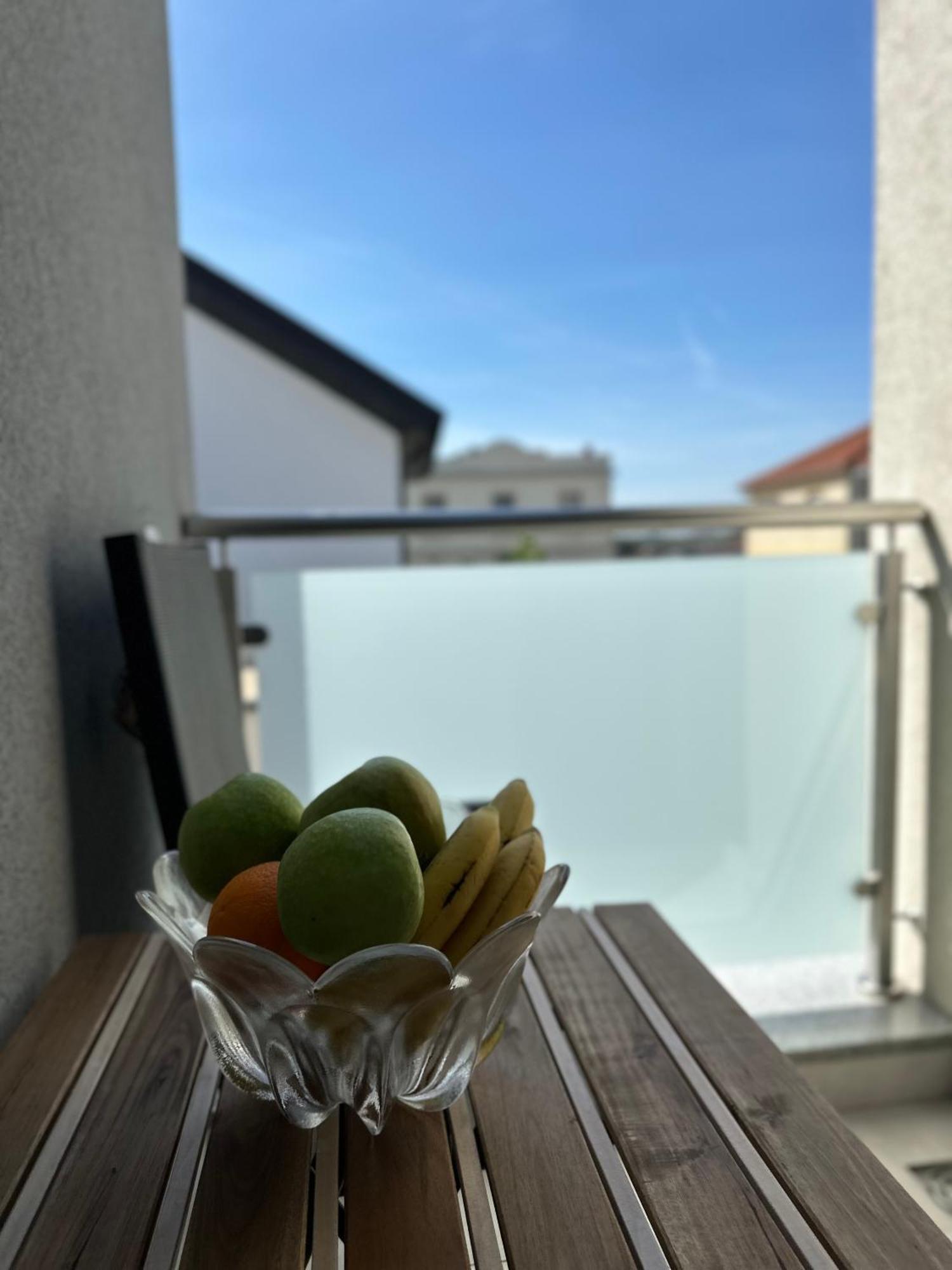 Apartman “Manhattan” Križevci Esterno foto