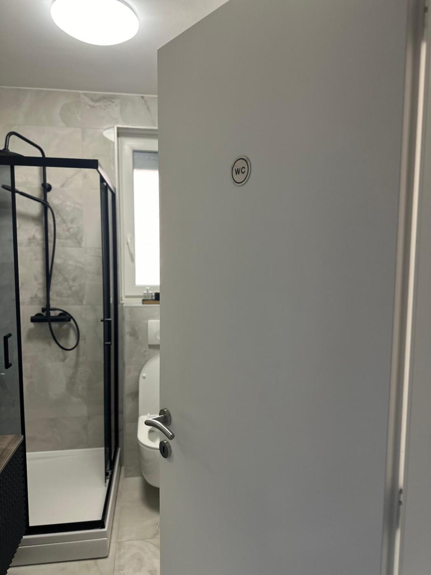Apartman “Manhattan” Križevci Esterno foto